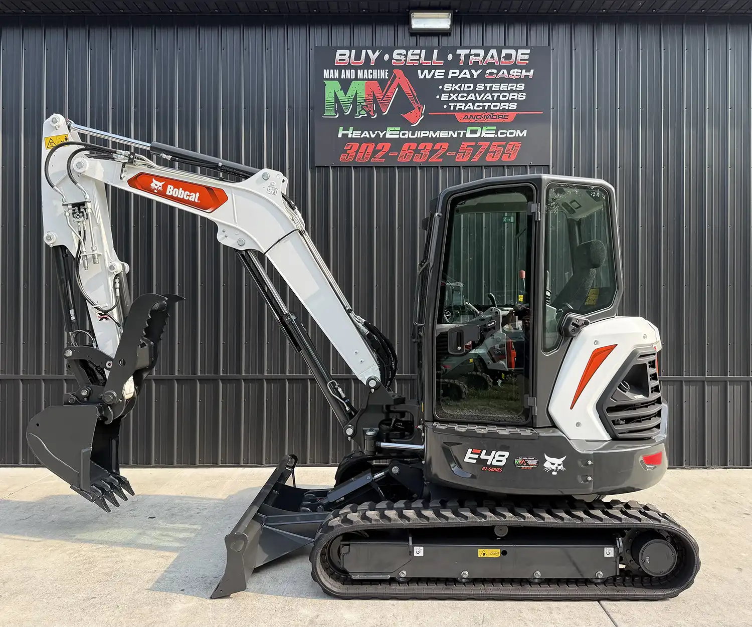 Bobcat E-48