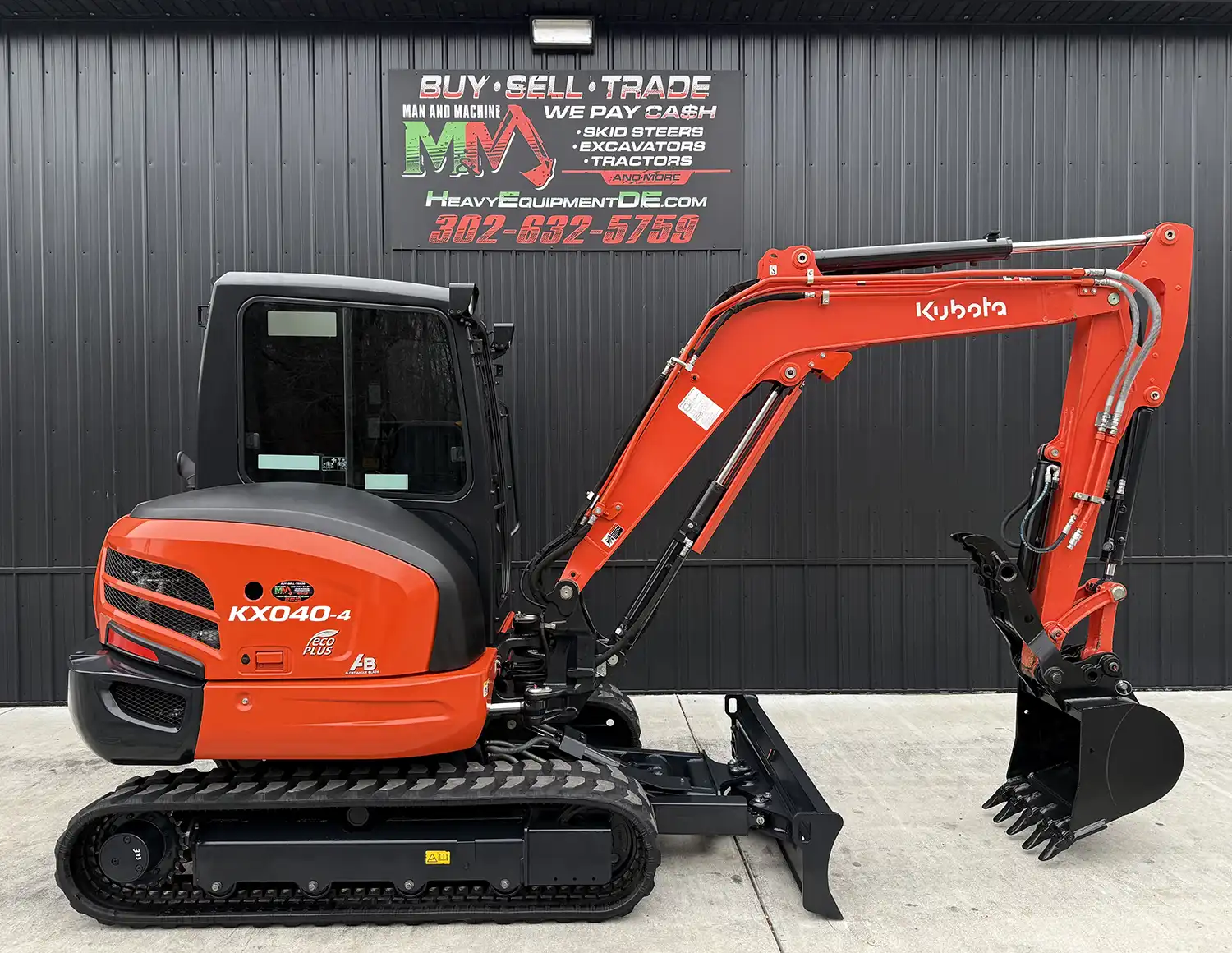Kubota Mini Excavator KX040-4