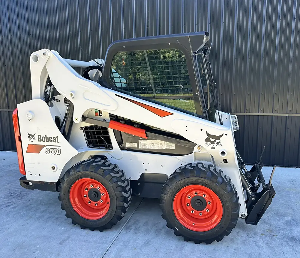 Bobcat S570 Fork lift