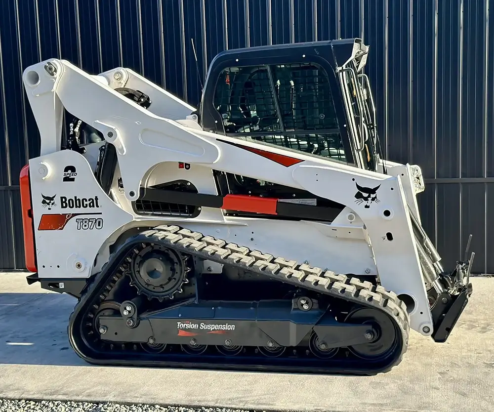 Bobcat T870 skid steer
